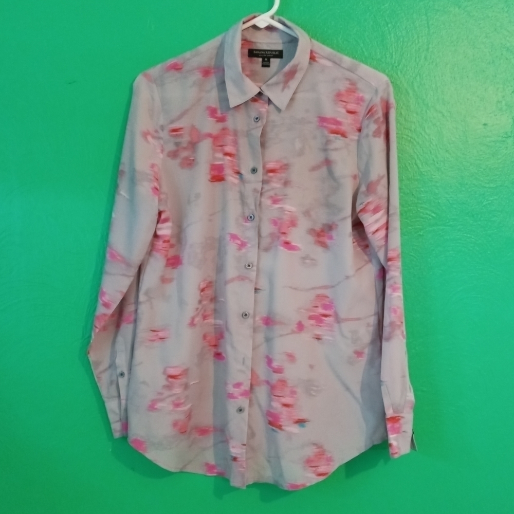 Banana Republic Grey Pink Shirt